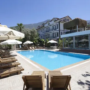 Hotel Peace **